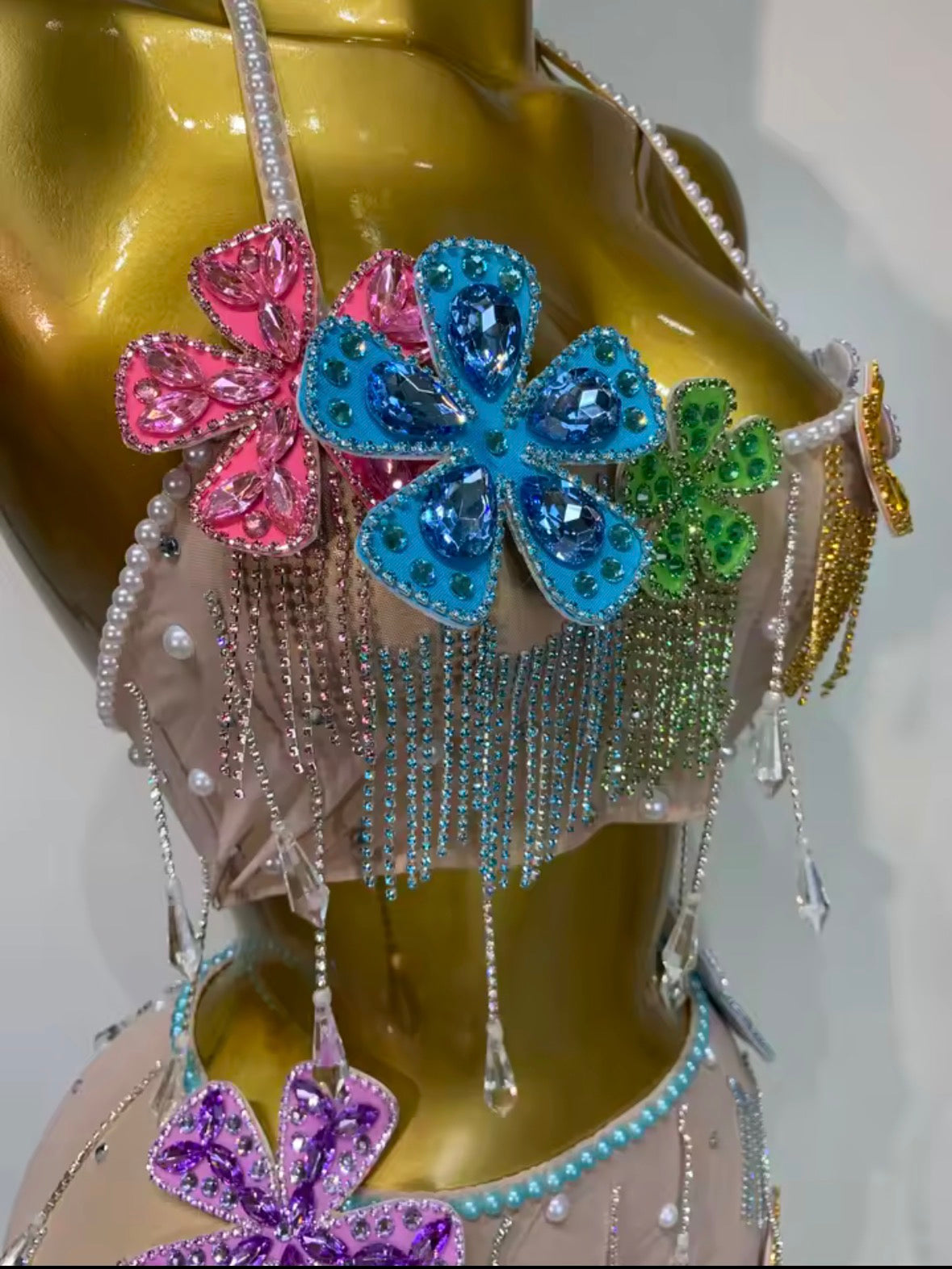Crystal Bloom 2 piece set ..